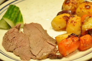 Hvidløgscuvette med kartofler og grøntsager