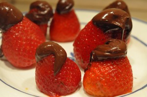 Jordbær med chokolade - nem dessert opskrift