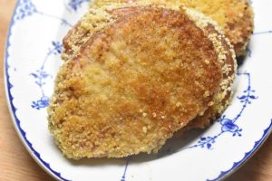 Paneret hamburgerryg - hamburgerkoteletter