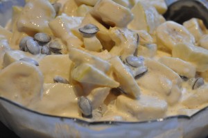 Frugtsalat med vanillecreme Abemad - nem opskrift med vaniljecreme