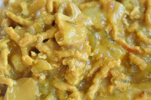 Svinekød i karry med kokosmælk - karrygryde