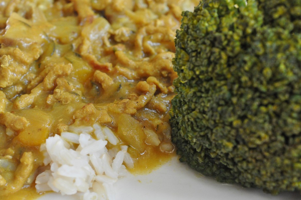 Svinekød i karry med kokosmælk - karrygryde