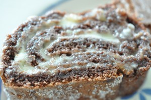DSC_5010 • nogetiovnen.dk Bananroulade roulade med banan - opskrift