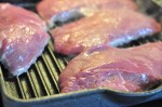 Stegning af bøf på grillpande - nem opskrift