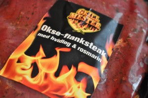 Grillet flanksteak med tilbehør - nem opskrift