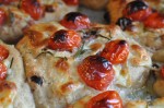 Foccacia med ost, bacon & tomat - koldhævet