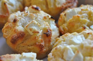 Scones med feta ost & majsmel - uden gær