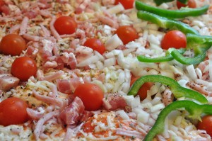 Hjemmelavet pizza - opskrift på deep pan pizza