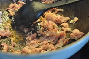 Tykstegsbøffer og pestopasta