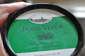 Tykstegsbøffer og pestopasta