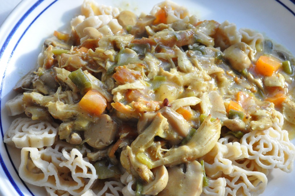 Kylling i karry af en kyllingerest - nem opskrift