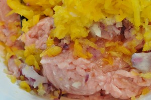 Kyllingefrikadeller med peberfrugt nem opskrift