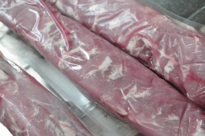 DSC_4408 • nogetiovnen.dk Fyldt mørbrad i ovn med bacon og flødeost