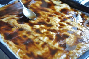 Brunsviger - opskrift på brunsvigerkage i bradepande