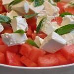 Melonsalat med feta og basilikum