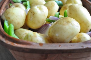 Marineret okseculotte i stegeso med tilbehør