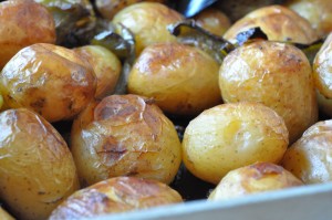 Marineret okseculotte i stegeso med tilbehør