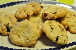 Cookies med hvid chokolade og tranebær