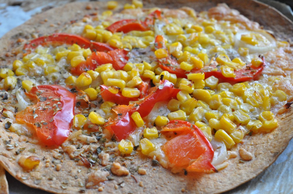 Tortilla pizza med ost, skinke & peberfrugt