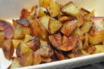 Kartoffeltern på pande - råstegte kartofler i tern