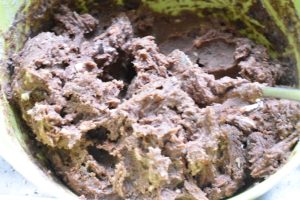 Chocolate chip cookies med kakao og creme fraiche - dejen bliver tung og fast