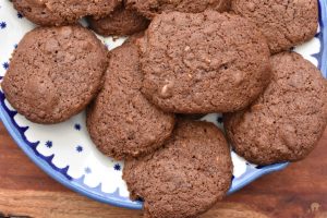 Chokolade cookies med creme fraiche og sirup