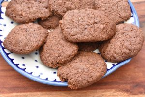 Chokolade cookies med creme fraiche og sirup