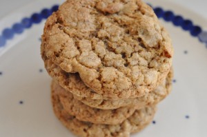 Lakridssmåkager med chokolade og nødder