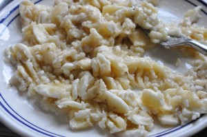 Bananmos Bananmuffins - opskrift på svampede muffins