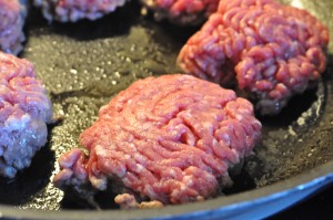 Sprøde kartofler i ovn med hakkebøf & bearnaise