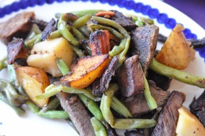 Biksemad med steg kartofler & bønner opskrift|