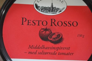 Bruschetta med Løgismose pesto og skinke