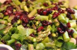 Grøn salat med asparges