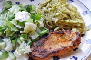 Pasta med pesto - nemt og lækkert tilbehør