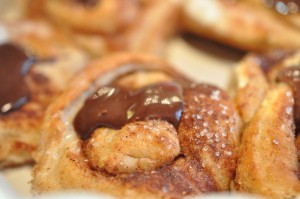 Sunde kanelsnegle med æbler - fedtfattige med æblemos