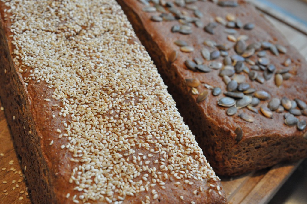 Rugbrød uden surdej - opskrift på nemme brød