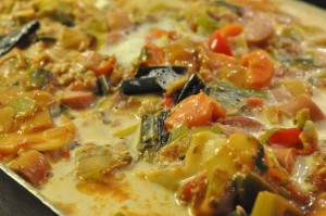 Moussaka med kylling og kartofler - opskrift