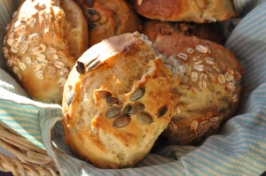 DSC_9882 • nogetiovnen.dk Boller og brød med tykmælk - uden æltning