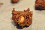 Chokoladesmåkager med peanuts nem opskrift