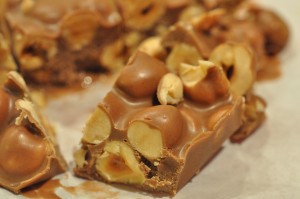 Nougatbrud - nem nougat konfekt med hasselnødder 