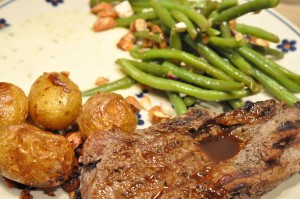 Højrebsbøffer med tilbehør - lækre opskrifter