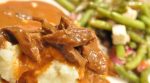 Mør og langtidssimret Bøf Stroganoff i flødesauce