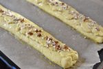 Hjemmebagt kringle med marcipan og syltetøj - nem opskrift