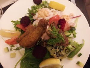 2014-02-10 19.45.27 • nogetiovnen.dk Fødselsdagsmenu på Blokhus fiskerestaurant