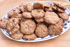DSC_0094 • nogetiovnen.dk Grove cookies med tranebær og chokolade