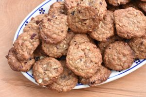 DSC_0099 • nogetiovnen.dk Grove cookies med tranebær og chokolade