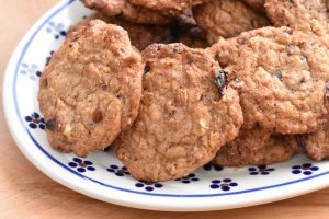 DSC_0107 • nogetiovnen.dk Grove cookies med tranebær og chokolade