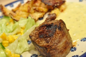 Tykstegsmedaljoner med bacon - nem opskrift