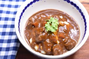 DSC_2419 • nogetiovnen.dk Boeuf Bourguignon - opskrift på simremad med oksekød