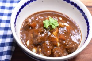 DSC_2420 • nogetiovnen.dk Boeuf Bourguignon - opskrift på simremad med oksekød